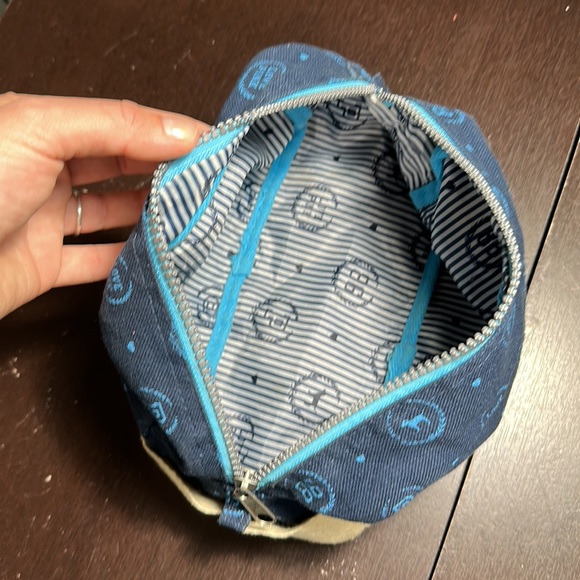 Victoria Secret Love University Canvas Make up bag - Picture 4 of 4